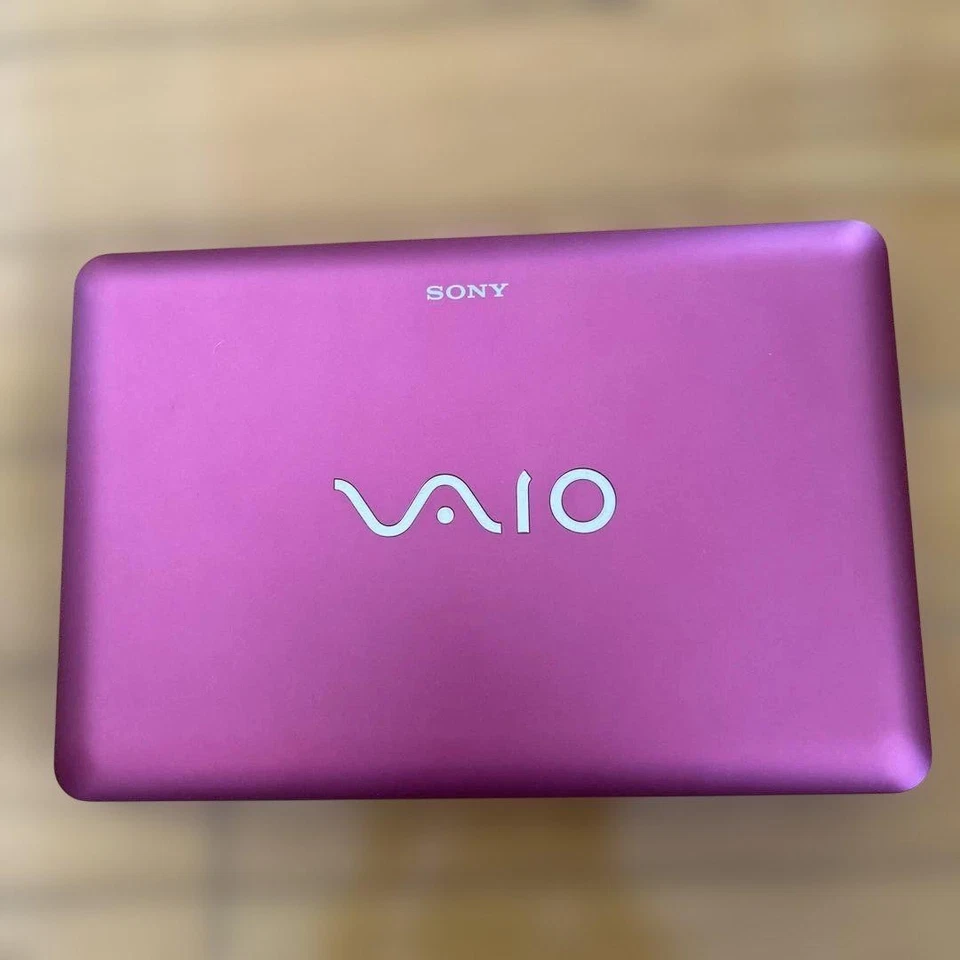 SONY VAIO pink Intel laptop HDD 160GB RAM 1GB Bluetooth Pink Used - Image 2 of 4