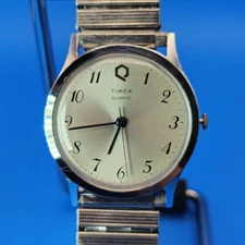 Vintage 1976 Timex MCell 33mm Mens Quartz Dress Watch Stretch Bracelet Fits 6-9