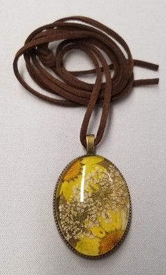 Uniqoralet Dried Pressed Sunflower Pendant Necklace 37''