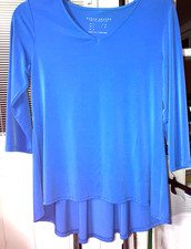 S SUSAN GRAVER BLUE LIQUID KNIT STRETCH POLYESTER SPANDEX 3/4 SLEEVES TOP LV1