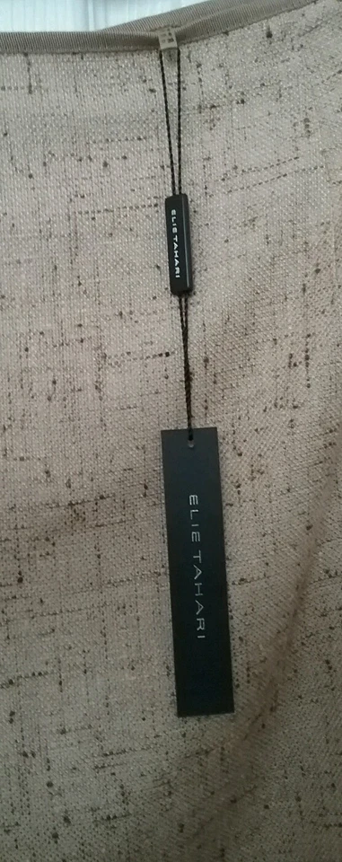 Falda Colección Elie Tahari  Foto 4 de 4