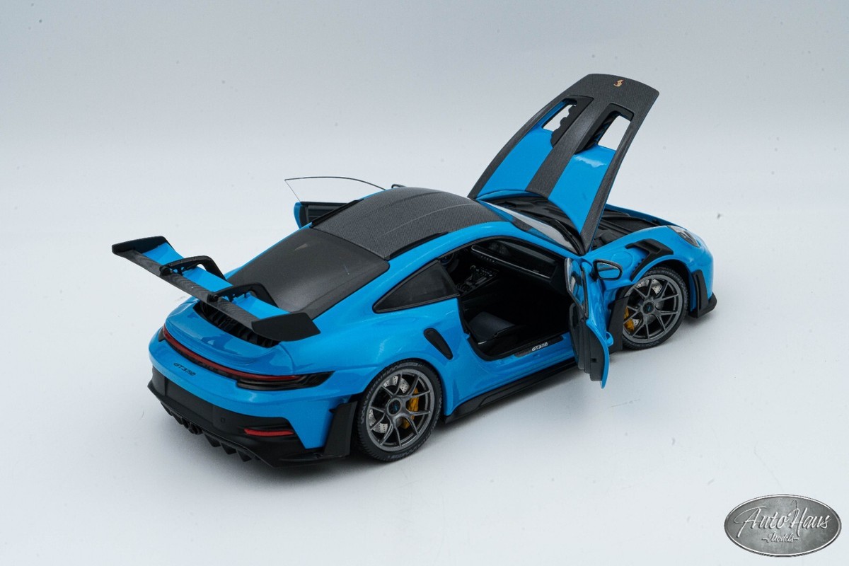 【MINICHAMPS】Porsche 911 GT3 RS Blue 996 Minichamps 1:43 Porsche 911 GT3 RS (996.2) in Carrara White