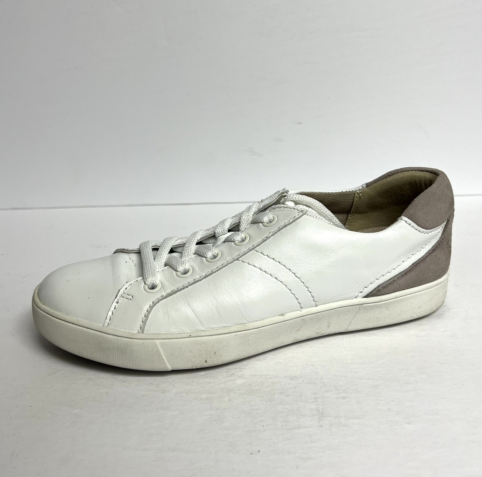Naturalizer Womens Morrison Sneaker White Size