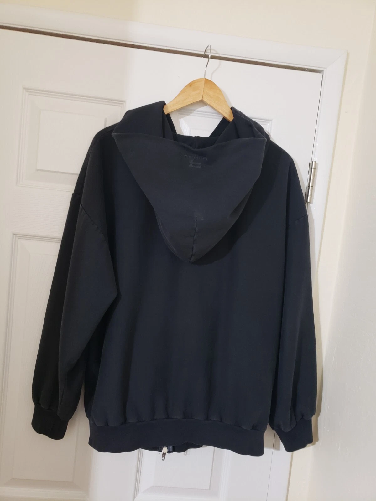 Balenciaga Sporty B Small Fit Cerniera Media