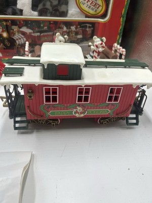 Vintage The HOLIDAY EXPRESS Animated Christmas Train Set New