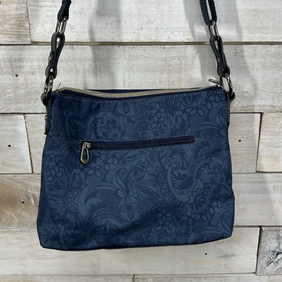 Sakroots Crossbody Purse  Blue Floral Artist Circle Repreve Ecotwill Pockets Bag - Image 4 of 4