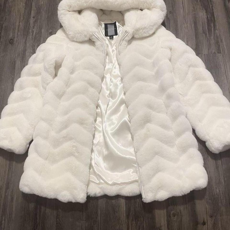 ジャケット・アウター EMBROIDERED FAUX FUR HOODED JACKET WHITE FAUX FUR HOODIE JACKET - Ecru | ZARA United States