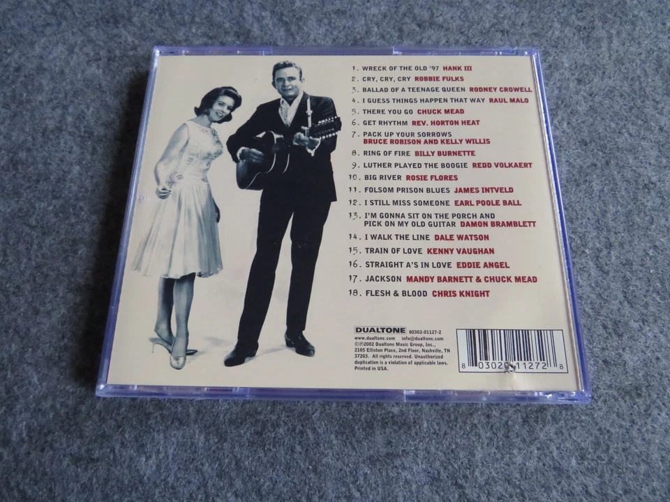 Various Artists - Dressed In Black - A Tribute To Johnny Cash ( 2002 ) - Bild 2 von 3