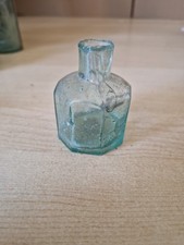 Vintage Octogan Shaped Aqua Blue Glass  Ink  Bottle 6cm Tall 