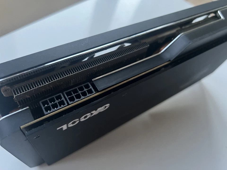 Mac Pro XFX R9 280X 3GB Graphics Card. GKool Backplate, Apple Boot Screens. Mint - Image 4 of 4