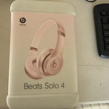 Beats Solo 4
