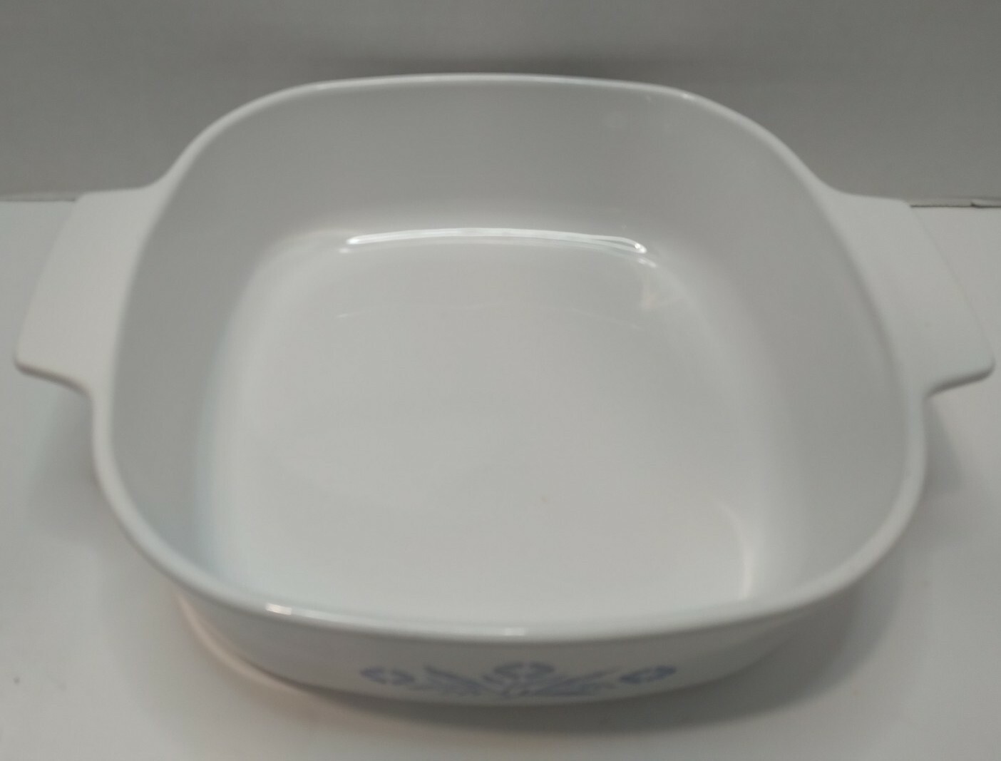 VINTAGE CORNING WARE BAKING CASSEROLE DISH 2 QUART A-2 CORNFLOWER W/ LID