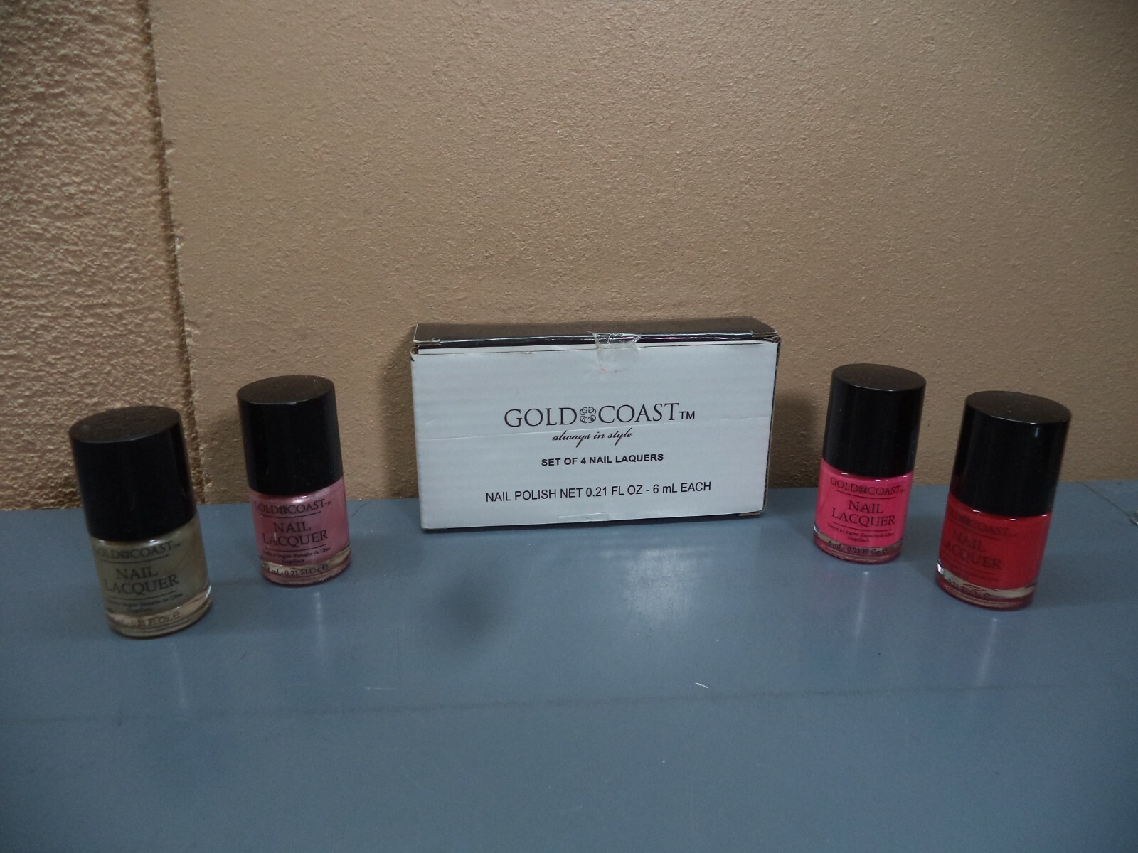 4 Gold Coast Nail Polish Lacquers .21 Oz Look Like Gold Pink Hot Pink