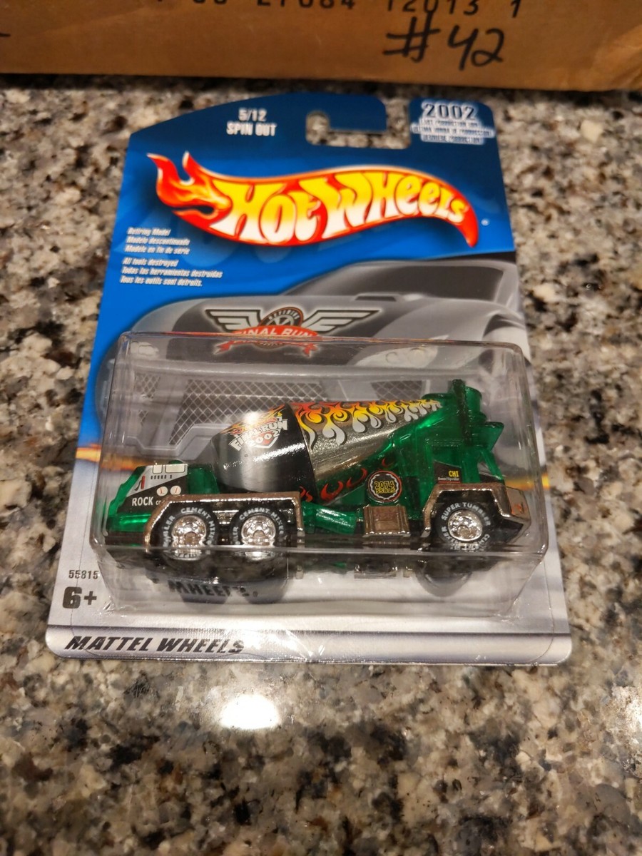 NEW 2002 Hot Wheels FINAL RUN 1:64 Car Green SPIN OUT Cement Truck