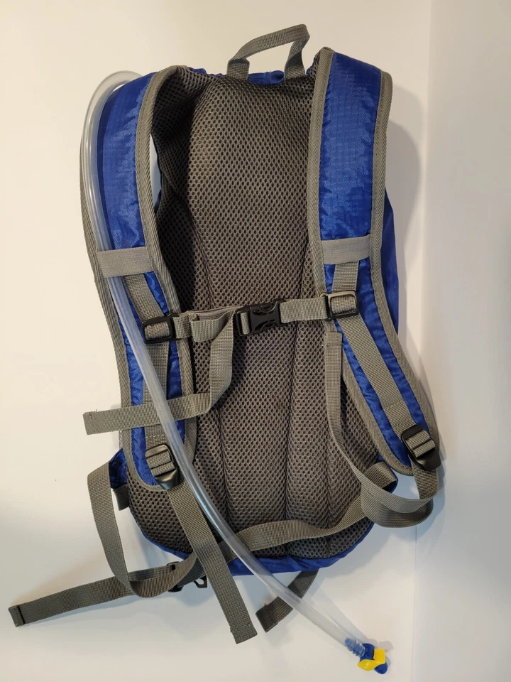 ADVENTURERIDGE Day Hiking Backpack With Camelback Slot & Bladder Blue - Image 4 of 4