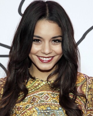SEXY VANESSA HUDGENS 8x10 PHOTO * | eBay