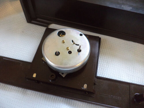 Vintage Bakelite Art Deco Rhythm Alarm Mantel Desk Clock - Picture 6 of 12