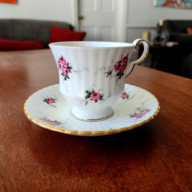 送料無料の商品 Spode China Bone Rose Windsor House Princess Hammersley スポード