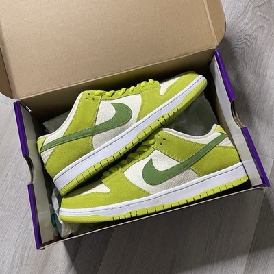 Nike SB Dunk Low Green Apple Size 11.5 DM0807-300