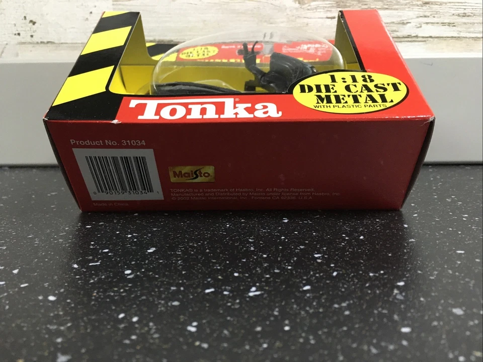 Tonka Vespa 1/18 Scale Diecast Model Back Motorcycle HTF 2002 - Image 4 of 4