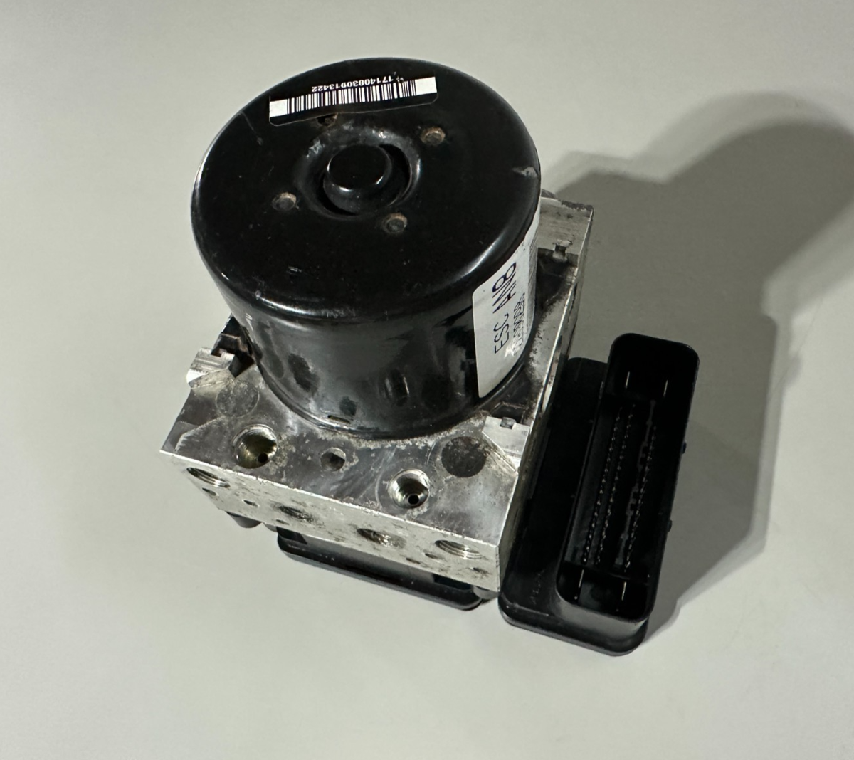 2012 - 2015 Chevrolet Equinox ABS Anti Lock Brake Pump