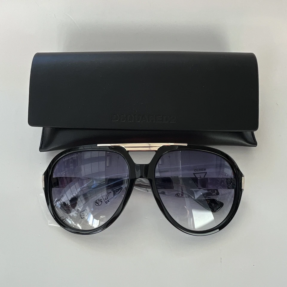 Dsquared2 Damen Sonnenbrille Pilot schwarz, grau getönt, Kunststoff/Metall - Bild 1 von 4