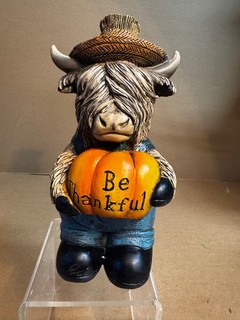 Highland Cow Pumpkin Statue Fall Table Decor Autumn Figurine Thanksgiving