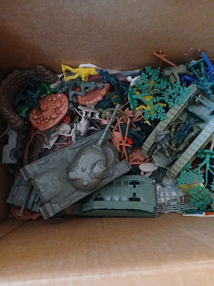 大量塑料军队男式 — 第 4/4 张图片