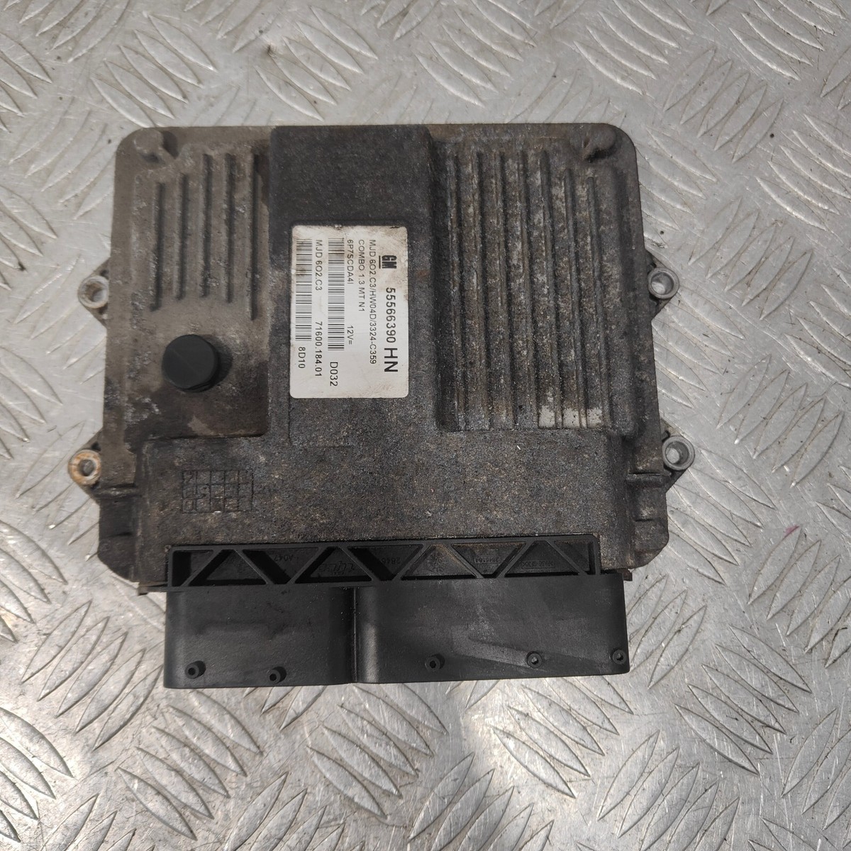 55566390HN Vauxhall Combo 1.3 CDTI Engine ECU GM 55566390 HN