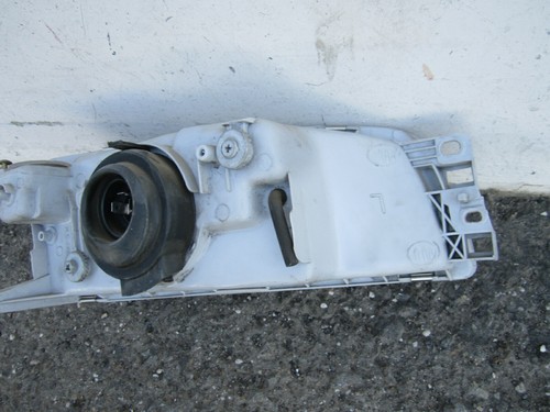 em909155 Mitsubishi Mirage Sedan 1997 2000 2001 2002 LH Halogen Headlight OEM - Picture 6 of 10