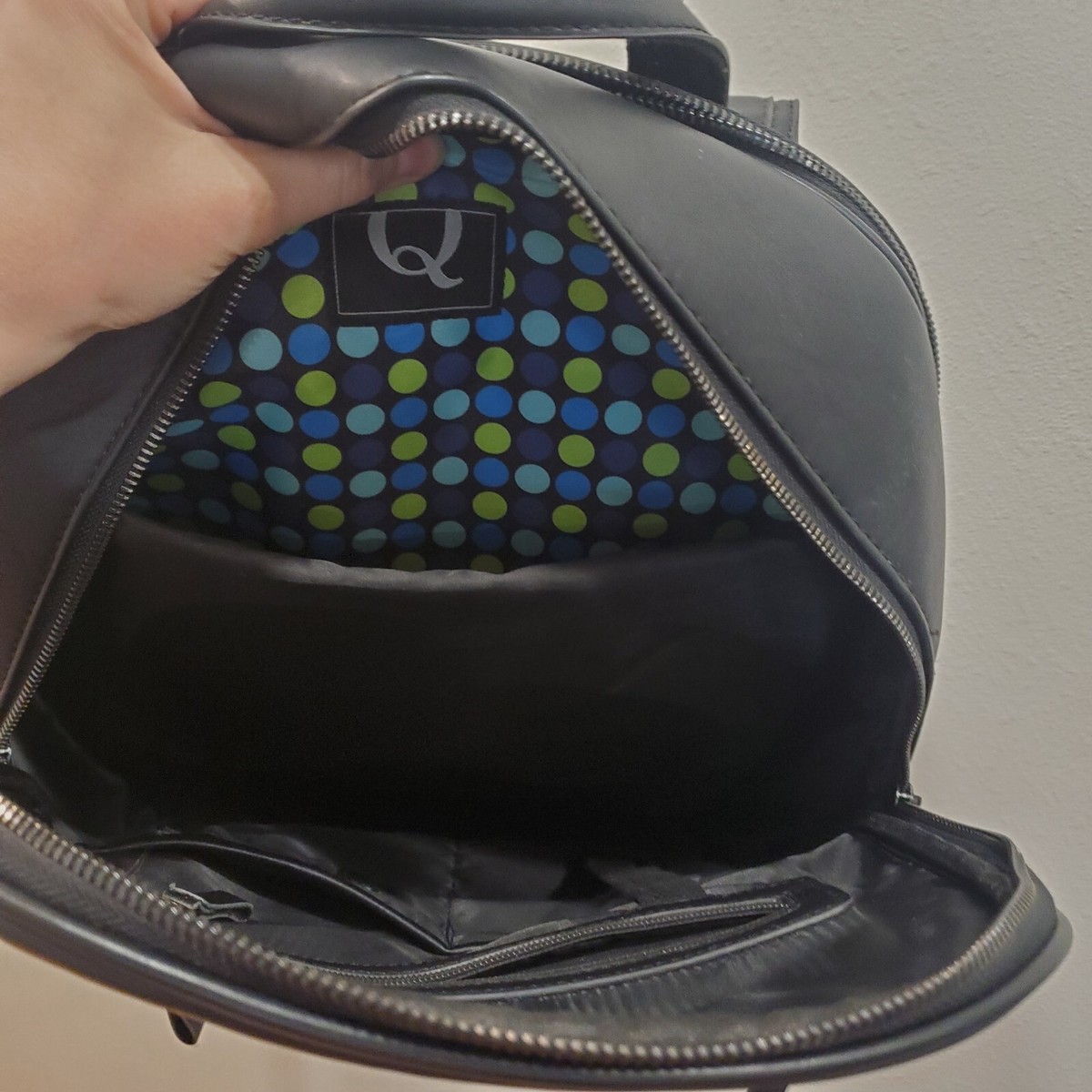 Qualtrics Black Waterproof Backpack with Pockets Lined Inner 