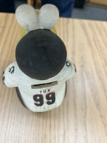 WBS Pinguine Smoking Maskottchen Sammlerstück Sparschwein AHL Hockey  - Bild 14 von 14