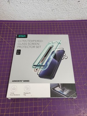 ESR Ultra Tempered Glass Screen Protector Set Armorite Series für iPhone 15Pro