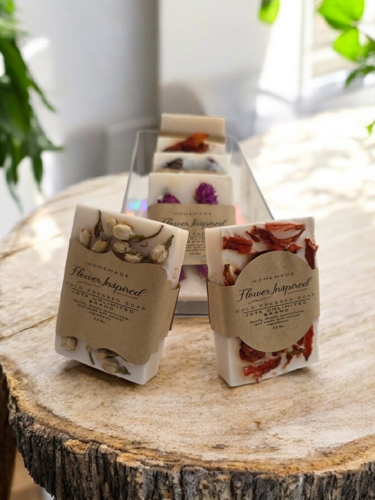 Flowers cold pressed soap - Raw Shea, and Coconut Oil - 100%