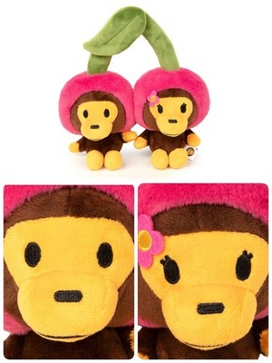 A BATHING APE Baby Milo & Lisa plush toy 0MXACW4488XXQ