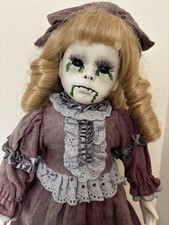 Porzellan Horror Puppe. Halloween Requisite Scary OOAK