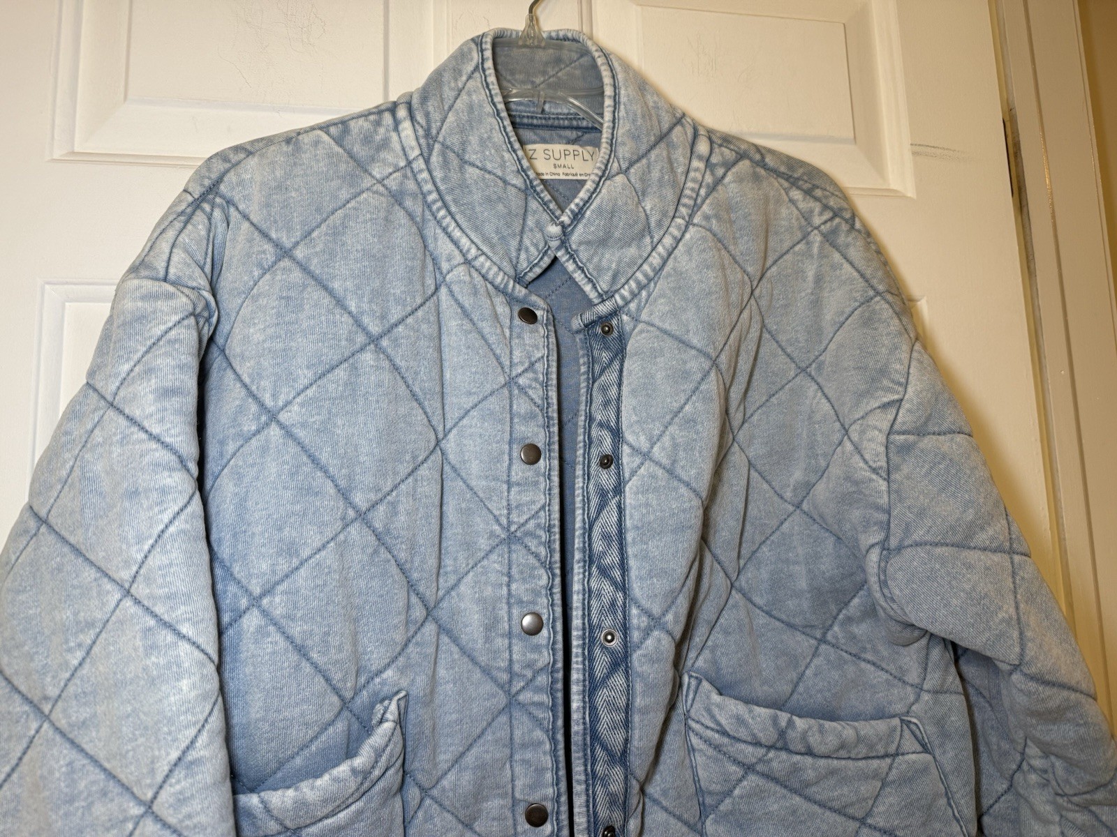 Z Supply Maya Knit Denim Quilted Jacket SMALL Washed Indigo Pockets Sold Out image 9