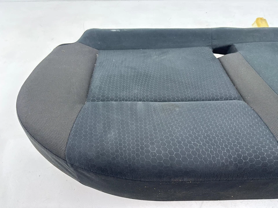 Cojín inferior asiento trasero Nissan Juke 2011-2014 OEM Foto 4 de 4