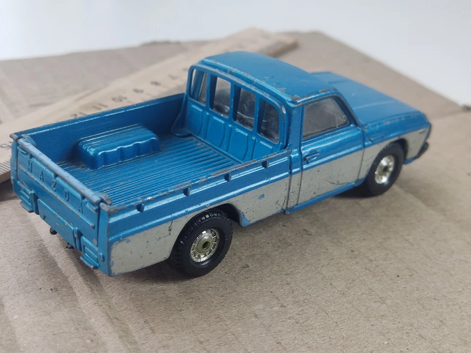 Vintage Retro Car Mazda B1600 Pickub, Corgi, Small Model Car, England - Image 2 of 4
