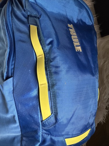 Zaino Thule Sweden Blur EnRoute Strut Daypack 19L blu contiene 15 pollici computer portatile - Foto 3 di 20