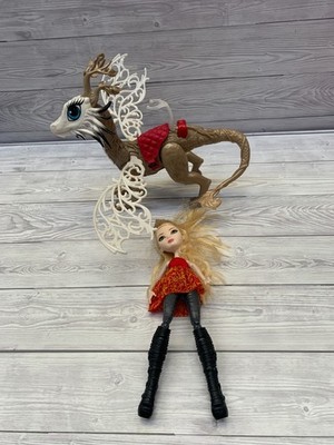 Ever After High Dragon Games Apple White Doll and Braebyrn Dragon Set