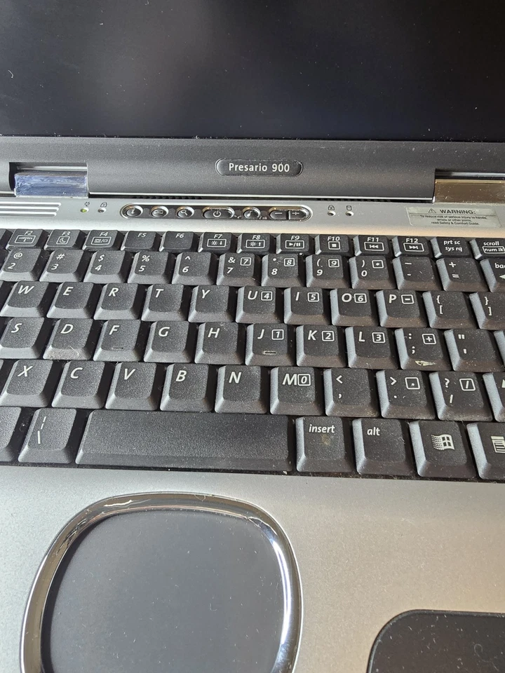 Compaq Presario 900 Vtg Laptop AMD Athlon 1.33MHz Power On Tested Only Read Desc - Image 3 of 4