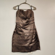 BCX Sz 7 Sateen Beige Ruched Strapeless Tiered Sheath Cocktail Dress Wedding