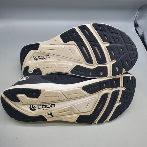 Topo Athletic Fli-Lyte 4 Herren Größe 12 schwarz/weiß 3 mm Drop Laufschuhe - Bild 5 von 10
