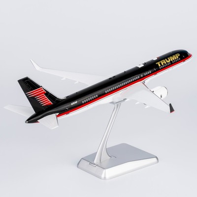 1:200 NG Model T Airlines BOEING 757-200 Passenger Aircraft Diecast Plane Model