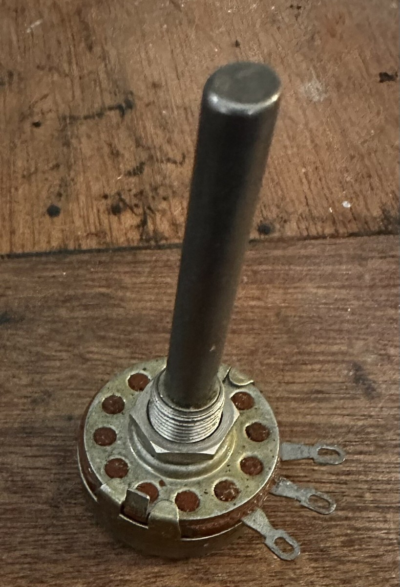 Allen Bradley ~ A•B 50K OHM Potentiometer Type-J ~ JAIN200P503UA