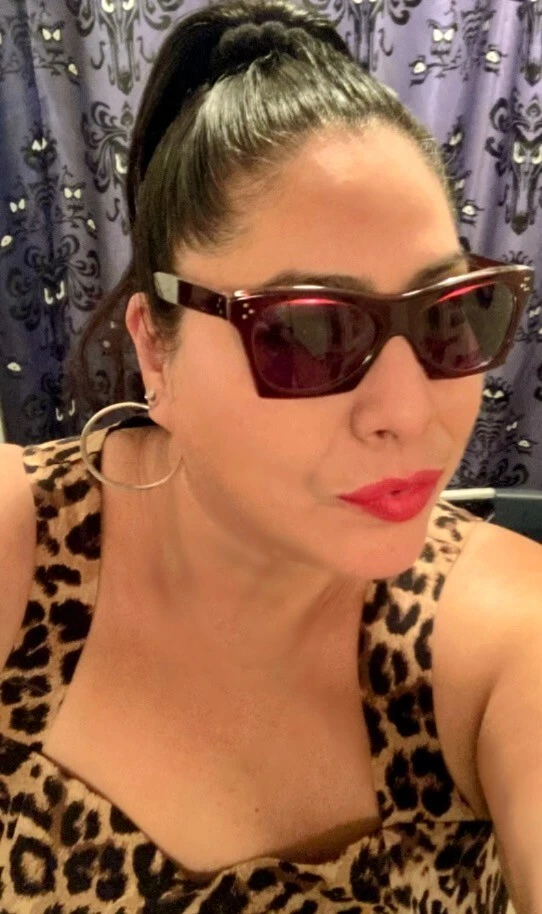 Vintage inspired 1950s Rockabilly/Goth sunglasses - Image 2 of 4