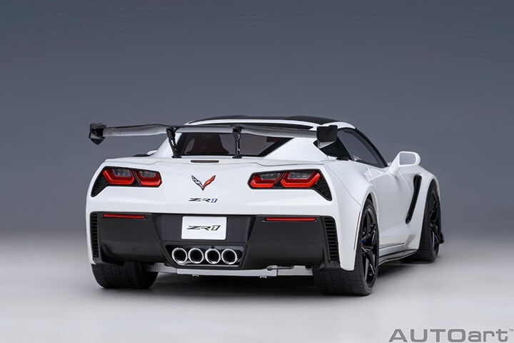 AUTOart CHEVROLET CORVETTE C7 ZR1 1/18 ARCTIC WHITE 71270 | eBay