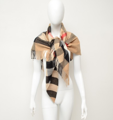 Autentico Poncho Sciarpa Triangolo Burberry Cashmere Check Beige - Foto 10 di 13