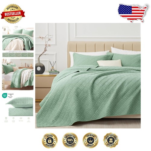 Modern Style King Size Quilt Set with 2 Pillow Shams - Soft Microfiber Design